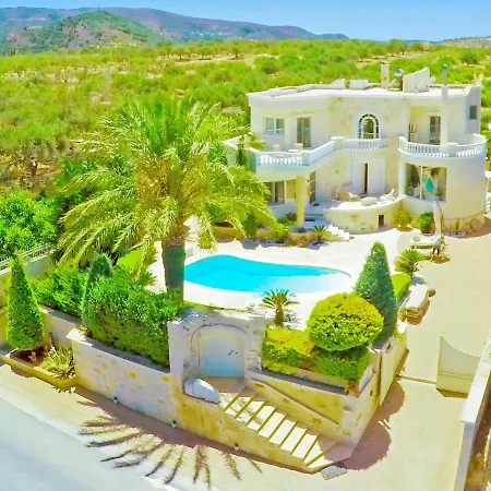 Kokalis Villa *