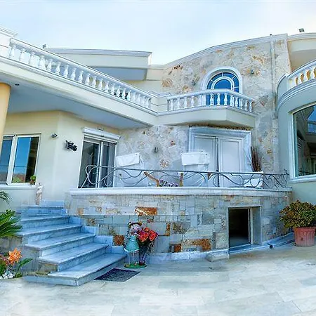 Kokalis Villa *